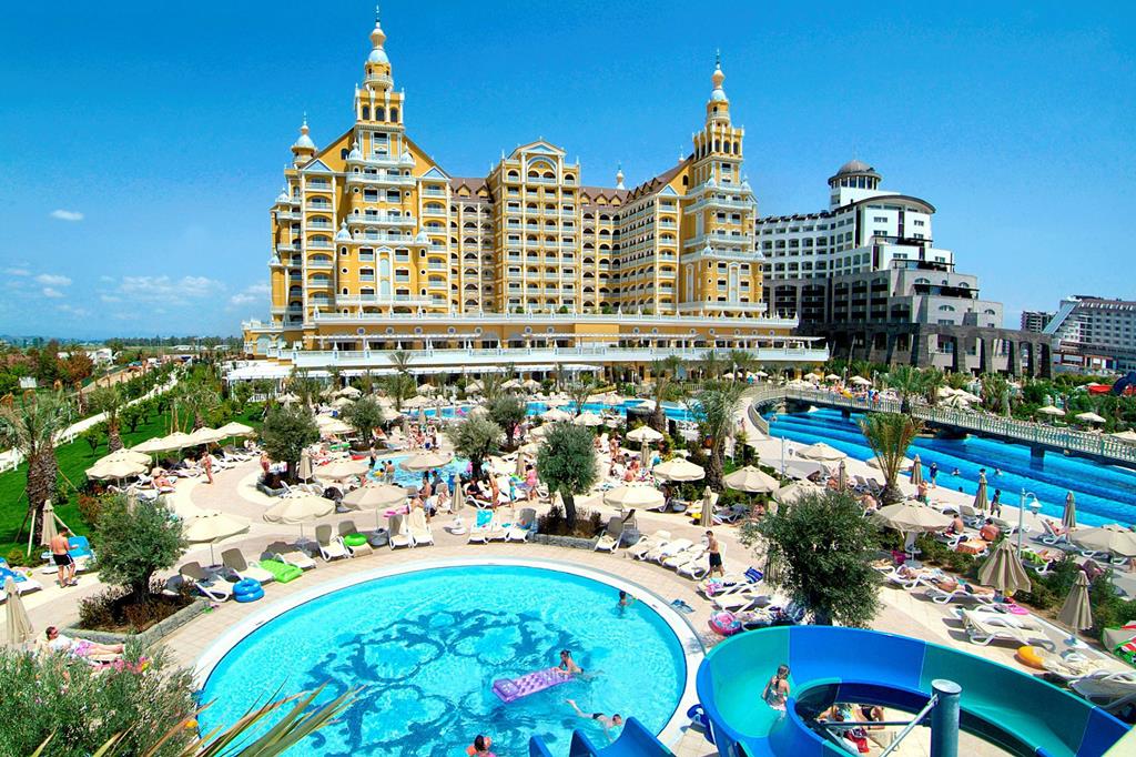 Hotel Royal Holiday Palace in Lara