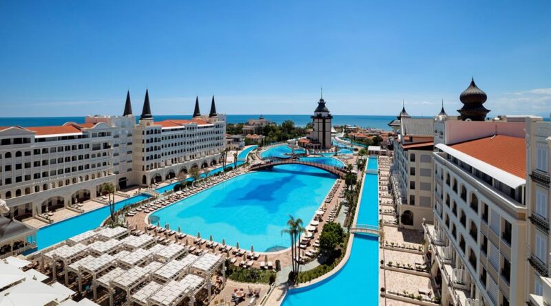 Mardan Palace Hotel in Lara
